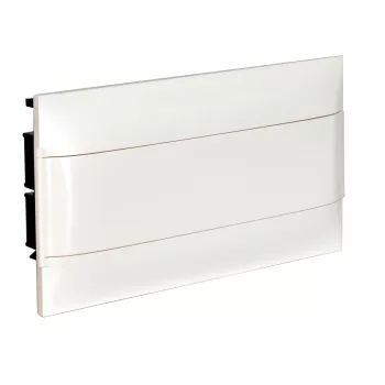 Пластиковый щиток на 18 модулей Legrand Practibox S для встраиваемого монтажа в твёрдые стены, цвет двери белый